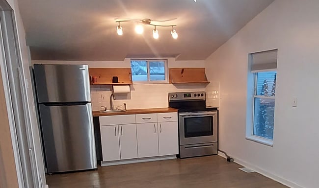 625 Columbus Ave in Grand Haven, MI - Building Photo - Building Photo