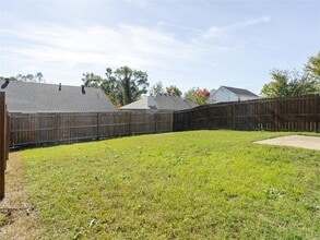 12 Holly Dr in Bentonville, AR - Building Photo - Building Photo