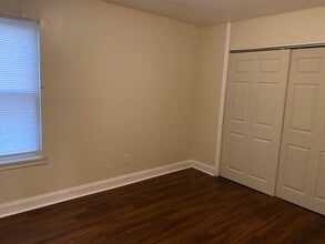 1233 Quarter Path Trl in Chesapeake, VA - Foto de edificio - Building Photo