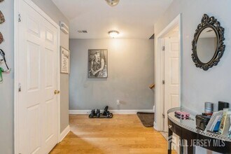 18 Henry Ave in New Brunswick, NJ - Building Photo - Building Photo