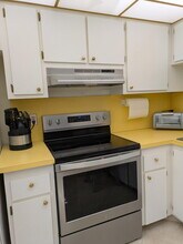931 Gardenia Dr in Delray Beach, FL - Building Photo - Building Photo