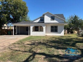 1420 S David St in San Angelo, TX - Building Photo