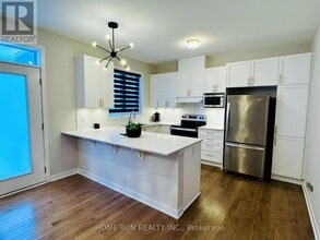 431 Epoch St in Ottawa, ON - Building Photo - Building Photo