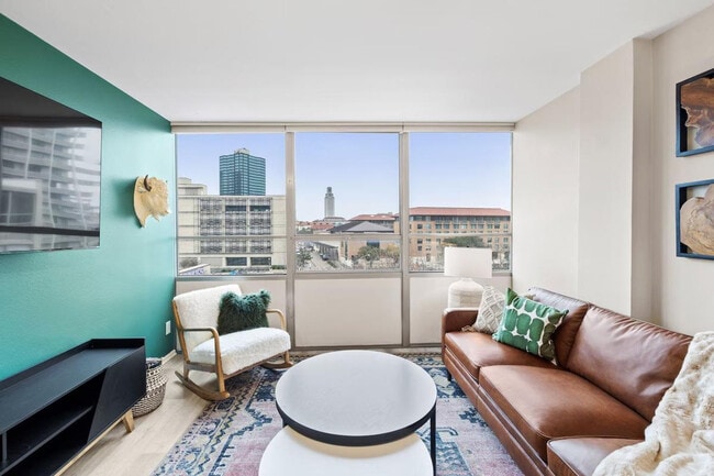 1800 Lavaca St, Unit GO ID1511908P in Austin, TX - Building Photo - Building Photo