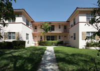 Miracle Apartments in Coral Gables, FL - Foto de edificio - Building Photo