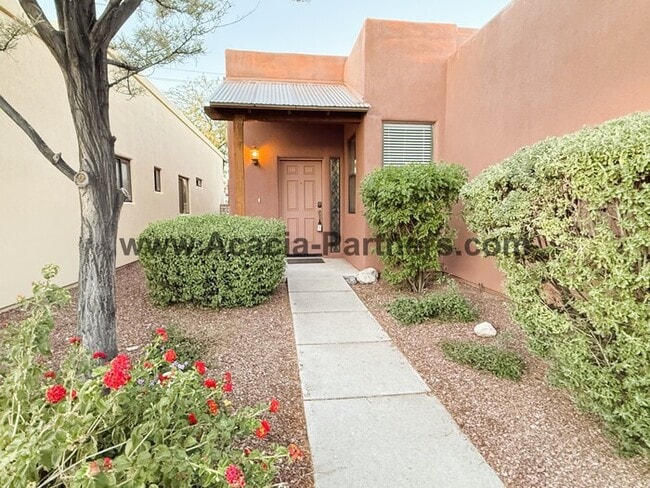 4141 E Calle Henequen in Tucson, AZ - Building Photo - Building Photo