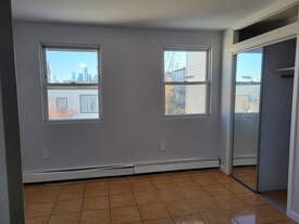 1910 West St, Unit Apt #1 (1st flr duplex) in Union City, NJ - Building Photo - Building Photo