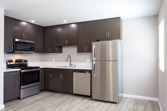 823 Palm Ave in El Cajon, CA - Building Photo - Building Photo