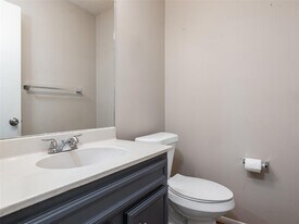 706 Rollingway Dr in Round Rock, TX - Building Photo