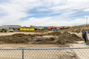 Novel Flat Iron Crossing in Broomfield, CO - Building Photo