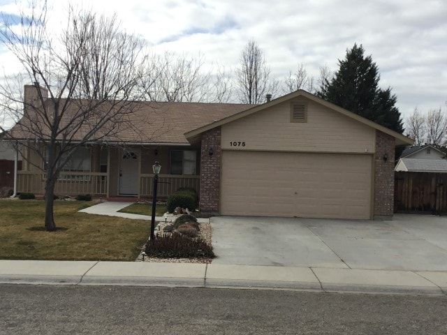 1075 W Egret Dr
