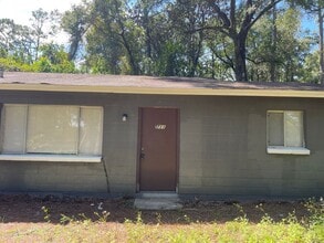 1711 Sunbeam Ln in Tallahassee, FL - Foto de edificio - Building Photo