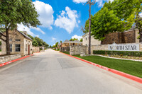 North Star in Dallas, TX - Foto de edificio - Building Photo