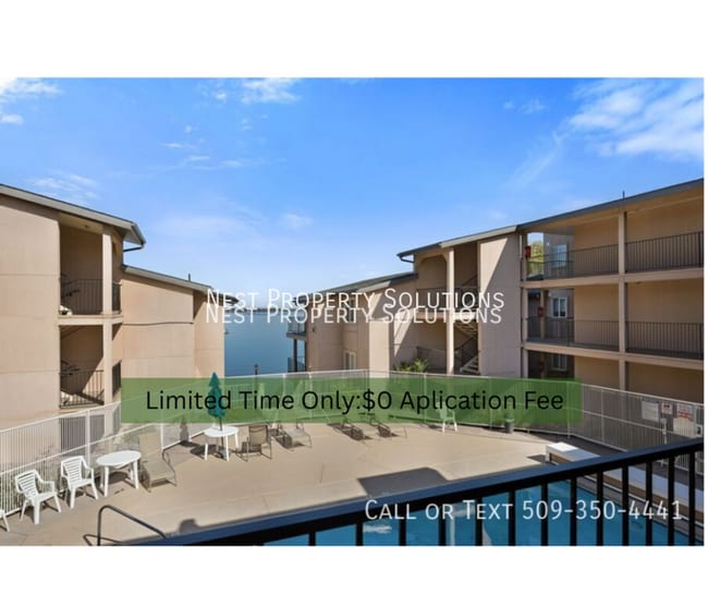 property at 2900 W Marina Dr