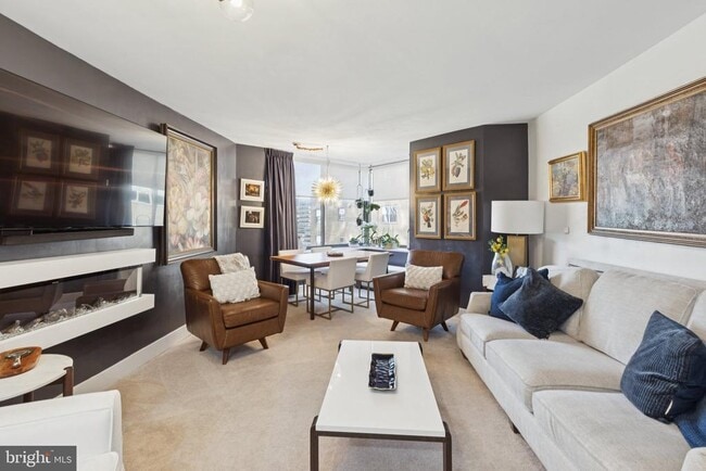 property at 202 W Rittenhouse Square