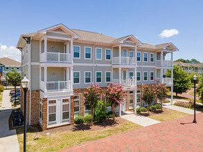 Savannah Gardens in Savannah, GA - Foto de edificio - Building Photo