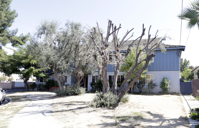 Saticoy Ridge Apartments in Canoga Park, CA - Building Photo - Building Photo