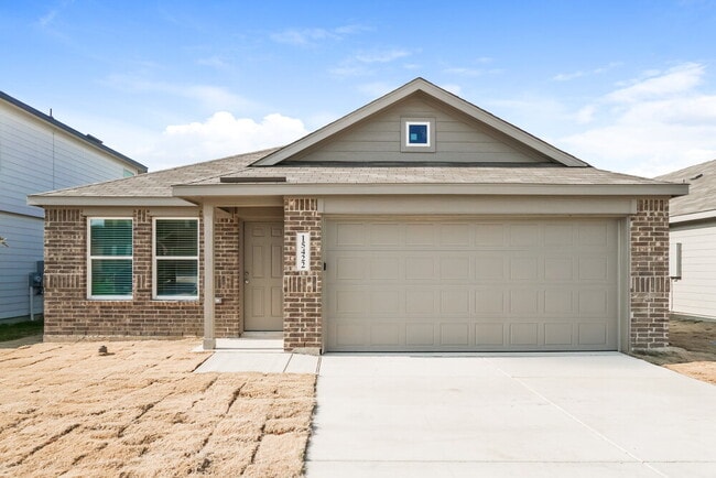 property at 15422 Jake Xing