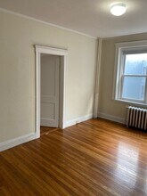 1160 Boylston St, Unit 5 in Boston College, MA - Building Photo - Building Photo