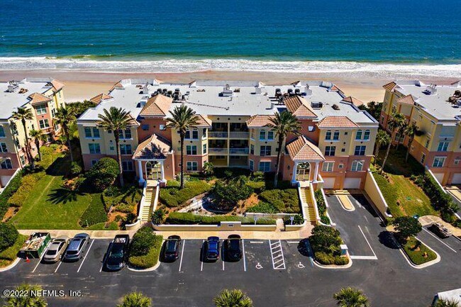 130 S Serenata Dr in Ponte Vedra Beach, FL - Foto de edificio - Building Photo