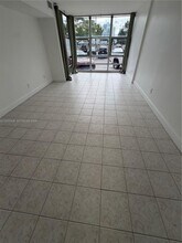 200 172nd St in Sunny Isles Beach, FL - Building Photo - Building Photo