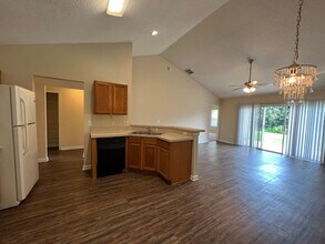 7 Rosecroft Ln in Palm Coast, FL - Building Photo - Building Photo