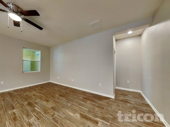 2361 Sanderling St in Haines City, FL - Foto de edificio - Building Photo