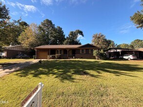 501 Atchison St in Garner, NC - Building Photo - Building Photo