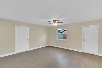 705 George Hopper Rd in Midlothian, TX - Building Photo - Building Photo