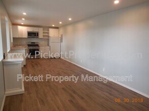 307 E 30th St in Bremerton, WA - Building Photo - Building Photo