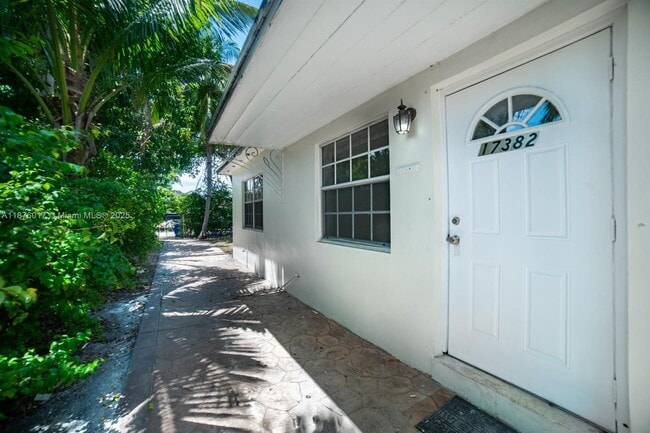 17380 NE 4th Pl in North Miami Beach, FL - Building Photo - Building Photo