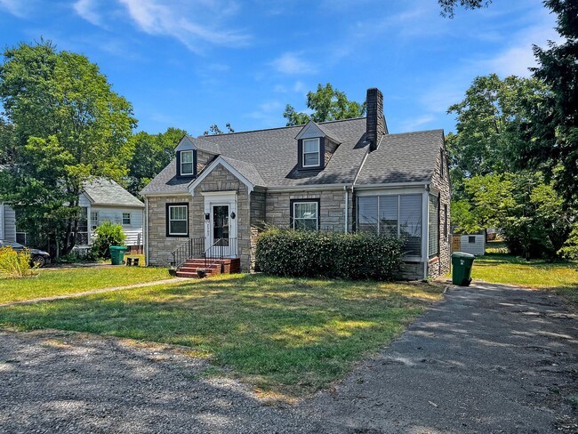 2303 Farrand Dr in Richmond, VA - Building Photo - Building Photo
