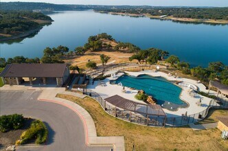 8100 Copper Prairie Bend in Lago Vista, TX - Building Photo - Building Photo