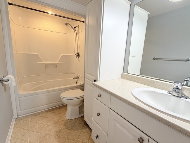 1199 Afton Dr in Sarnia, ON - Building Photo - Building Photo