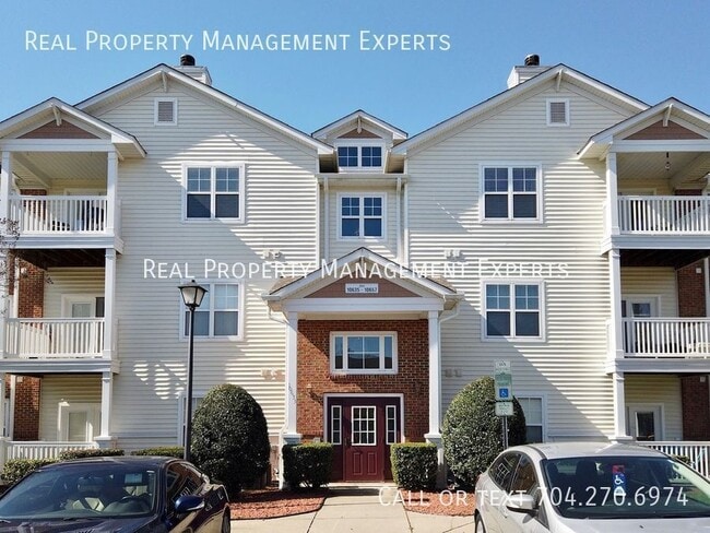 property at 10657 Hill Point Ct