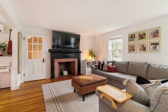 19 Trenton St in Melrose, MA - Building Photo - Building Photo