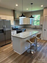 106 Snyder Ct NE in Concord, NC - Foto de edificio - Building Photo