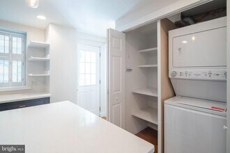 704 S Darien St in Philadelphia, PA - Building Photo - Building Photo