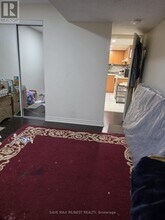 132 Mountainberry Rd in Brampton, ON - Building Photo - Building Photo