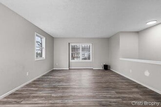 952 Woodside Dr in Holland, MI - Building Photo - Building Photo