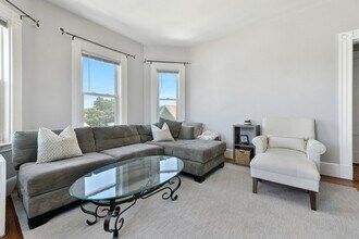 166 Sydney St in Boston, MA - Building Photo - Building Photo