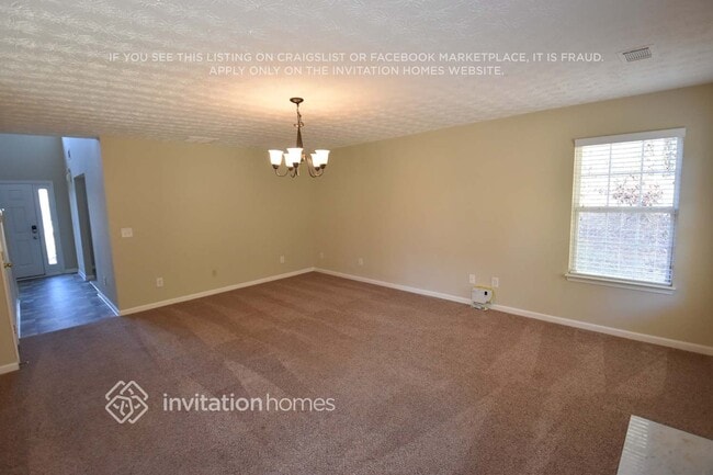 830 Creek Cove Way in Loganville, GA - Foto de edificio - Building Photo