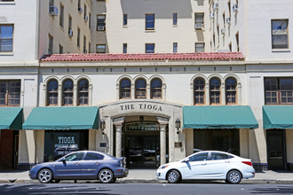 Tioga Apartment Homes in Merced, CA - Foto de edificio - Building Photo