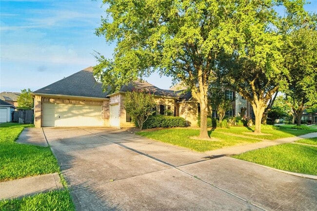 1806 Rock Spring Ct in Sugar Land, TX - Building Photo - Building Photo