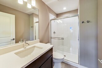 25 Clay Ave in Highwood, IL - Building Photo - Building Photo