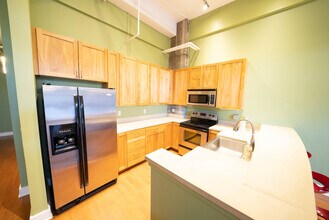 600 Broadway Ave NW, Unit 124 in Grand Rapids, MI - Building Photo - Building Photo