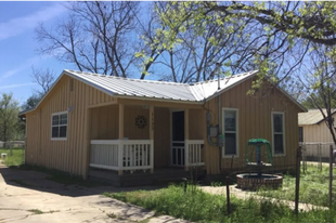 1125 Gravel St in San Marcos, TX - Building Photo