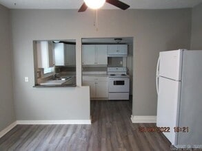 521 Grove St in Conway, AR - Building Photo - Building Photo