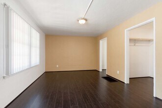 455 Magnolia in Long Beach, CA - Foto de edificio - Building Photo