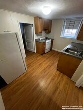 115 Sutherland Rd, Unit A in Boston, MA - Building Photo - Building Photo